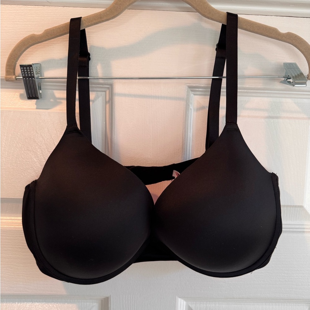 Victoria Secret PINK wear everywhere T shirt bra black push up EUC!